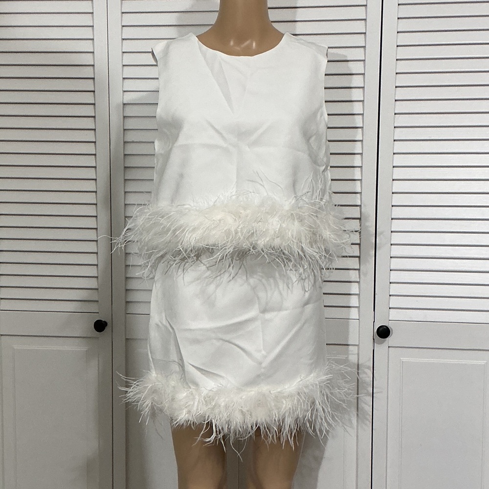 White Feather Trim Sleeveless Shirt And Skirt Set